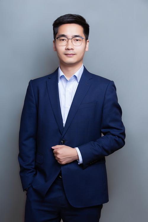 邹杰 UI/UX设计总监